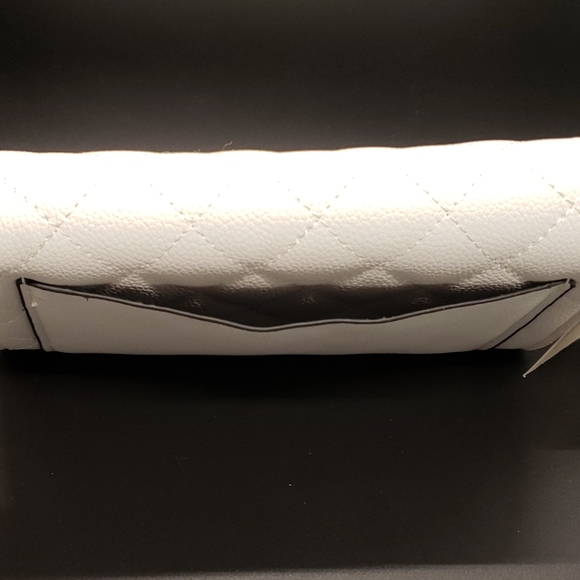 Vegan Est. 2005 Bag - Picture 4 of 4